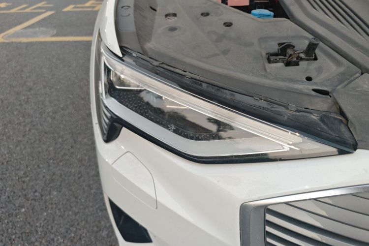 Audi e-tron (Imported) 2021 car image #8