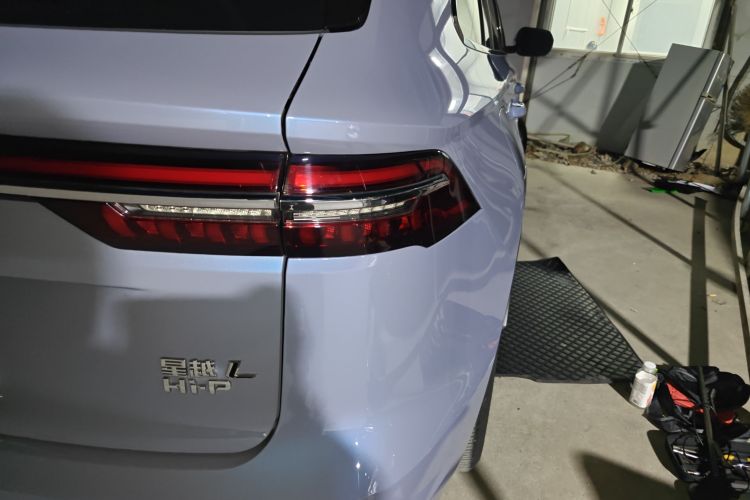 GEELY Monjaro EREV 2023 #8 GEELY Monjaro EREV 2023 car image #8