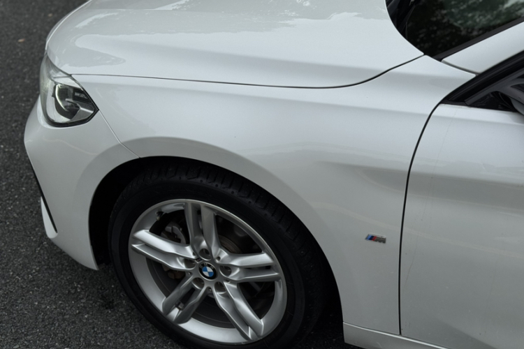 BMW 1 Series M 2019 immagine di auto #8