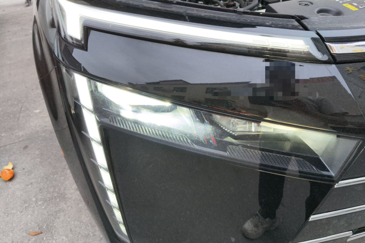 GAC Trumpchi E8 2025 imagem de carro #8