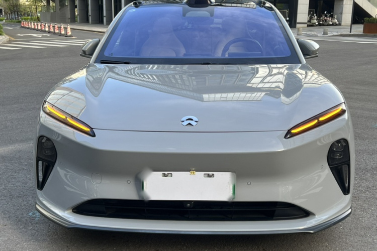 NIO ET5T 2023 car image #8