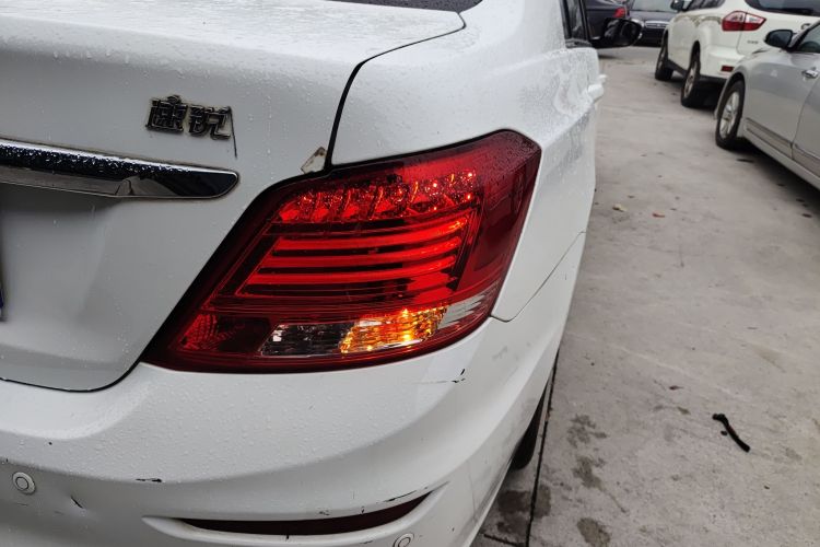 BYD SuRui 2017 car image #8