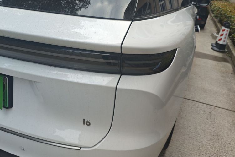 理想汽车 理想i6 2025 汽车图片 #8