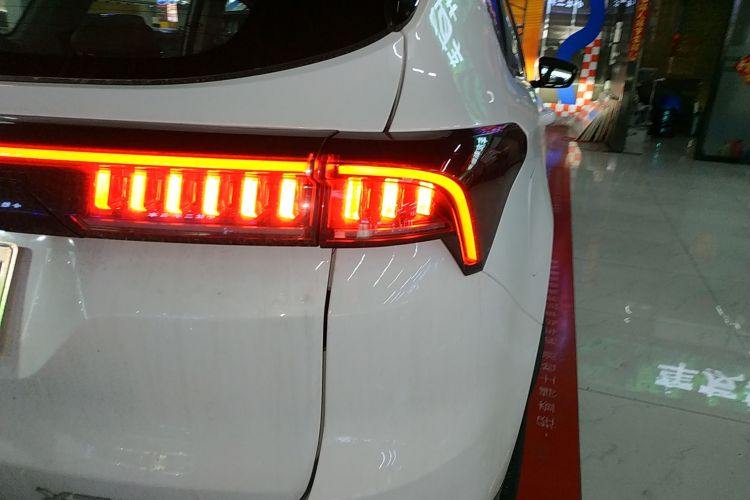 Jetour X70 C-DM 2024 car image #8