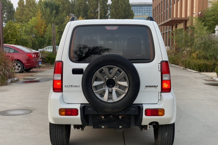 Suzuki Jimny (Imported) 2017 immagine di auto #8