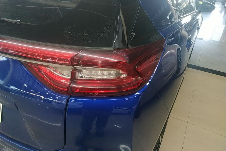 HongQi E-HS3 2019 car image #8