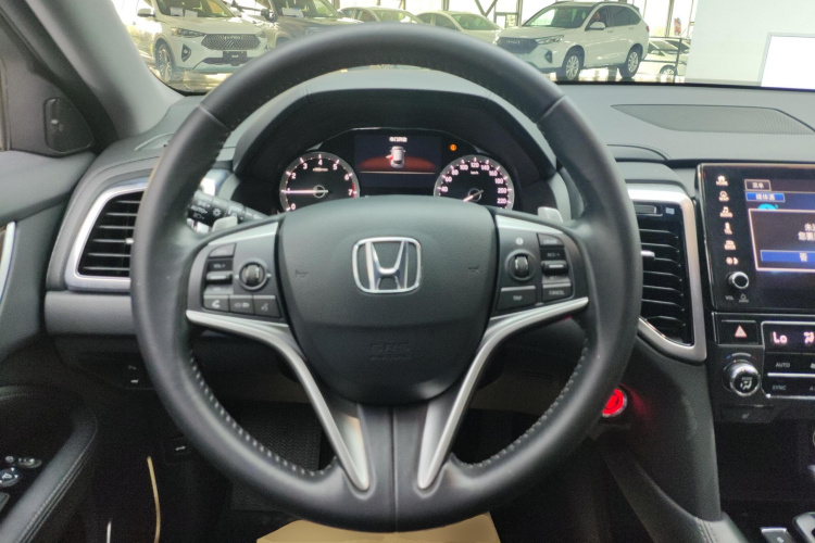 Honda UR-V 2018 #8 Honda UR-V 2018 car image #8