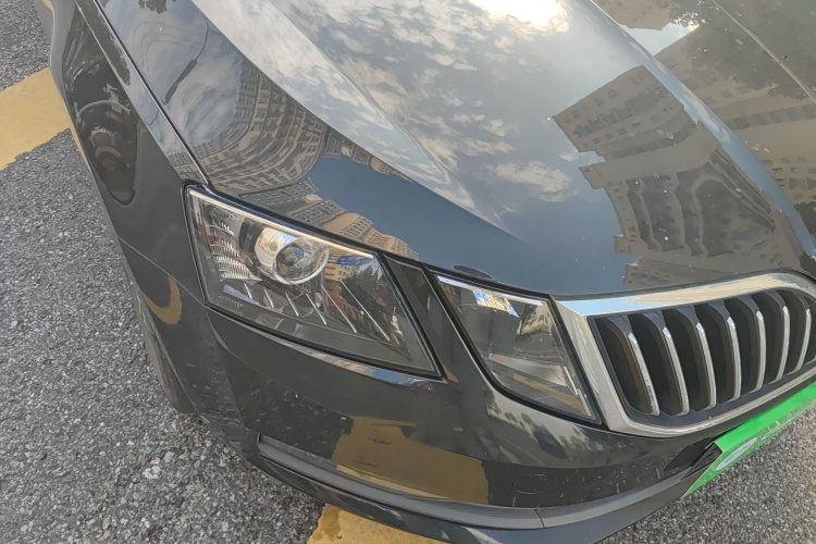Skoda Octavia 2019 #8 Skoda Octavia 2019 car image #8