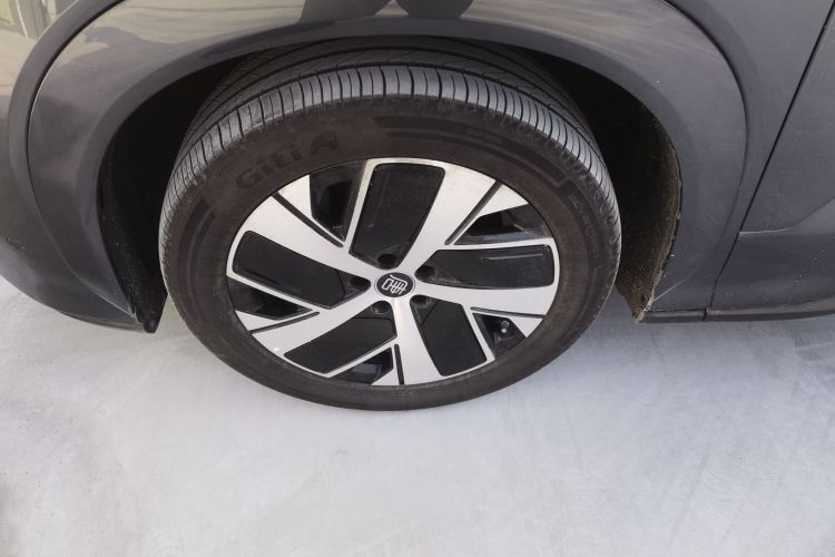 BYD Tang L 2025 #8 BYD Tang L 2025 car image #8