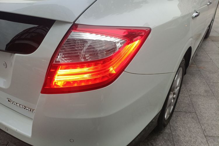 Honda CROSSTOUR 2016 immagine di auto #8