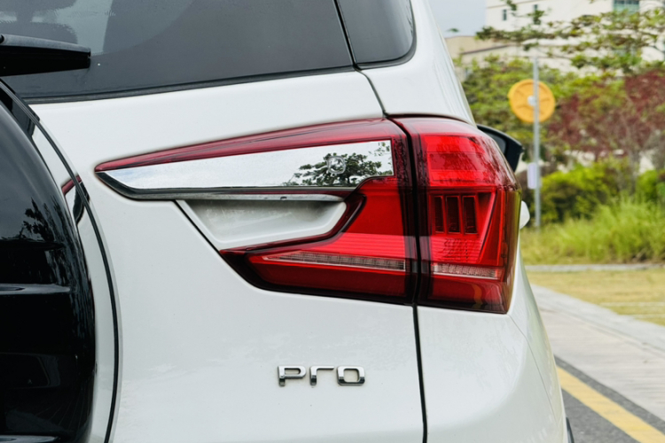 BYD Yuan 2021 car image #8