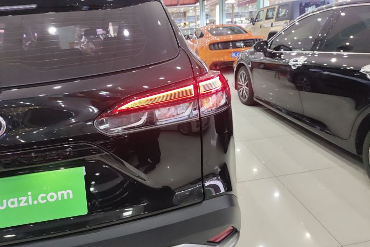 Toyota Frontlander 2023 #8 Toyota Frontlander 2023 imagen de coche #8