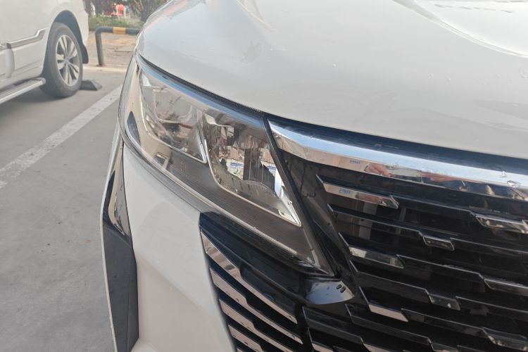 GEELY OkavangoR7 2025 car image #8