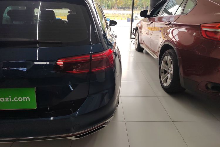 Volkswagen Passat Variant 2022 #8 Volkswagen Passat Variant 2022 immagine di auto #8