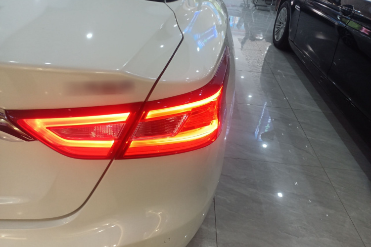 日产 西玛 2018 汽车图片 #8