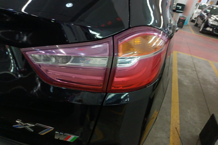 SWM X2 2017 imagen de coche #8