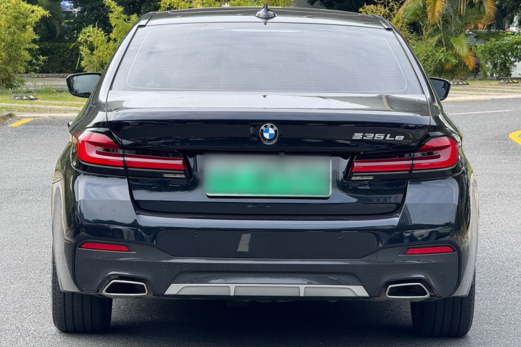 BMW M5 New Energy 2021 #8 BMW M5 New Energy 2021 car image #8