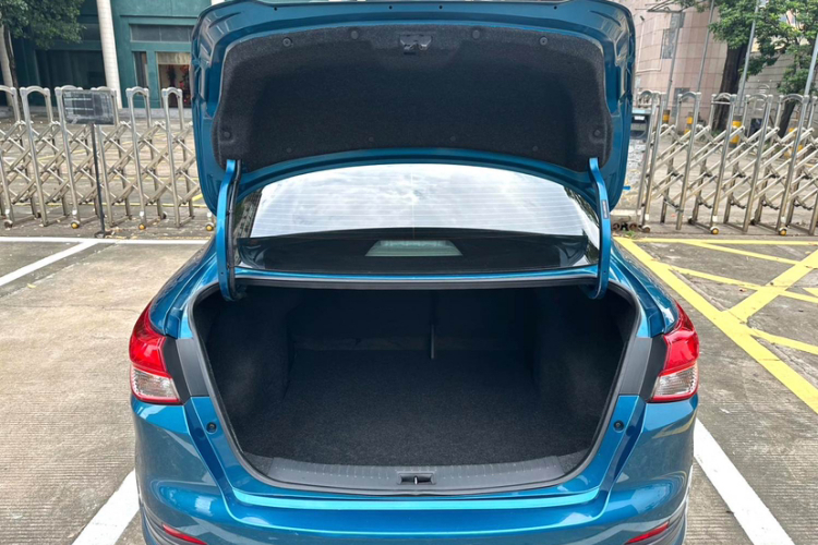 日产 蓝鸟经典 2019 汽车图片 #8