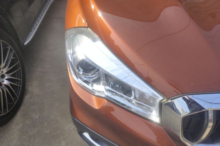 Suzuki SX4 S-CROSS 2018 imagem de carro #8