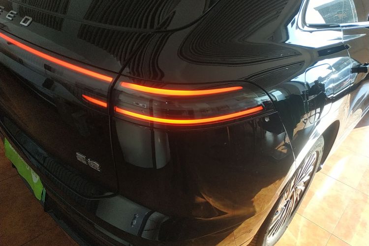 Exceed Stellar Era ET 2025 car image #8