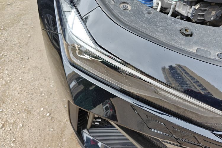 Changan UNI-V 2022 car image #8