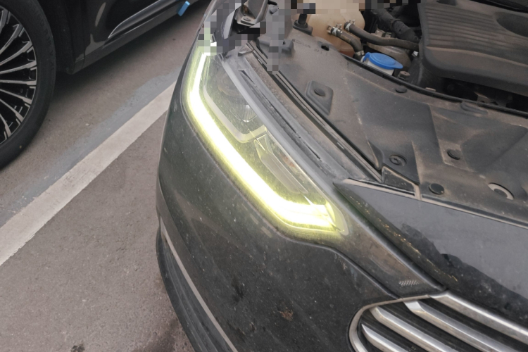 Ford Taurus 2022 car image #8