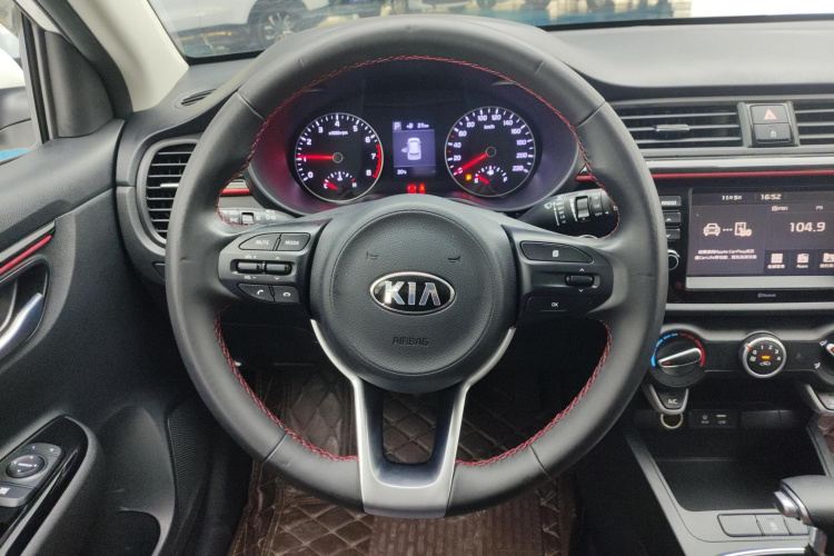 Kia Rio Cross 2019 صورة سيارة #8