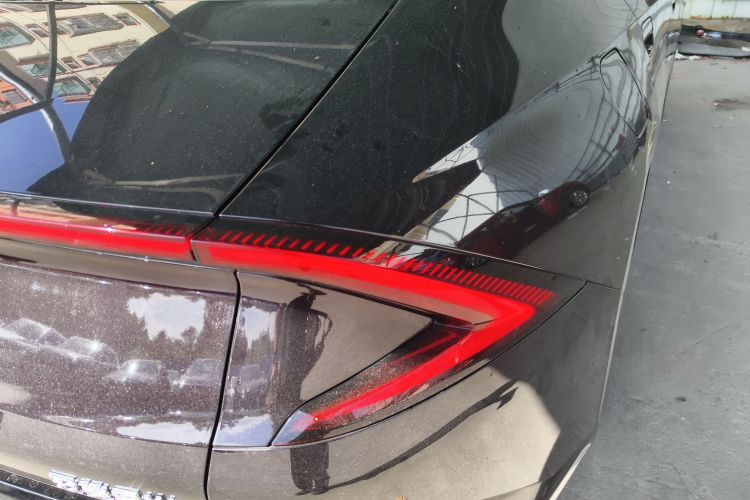 Wuling Starlight 730 New Energy 2023 صورة سيارة #8