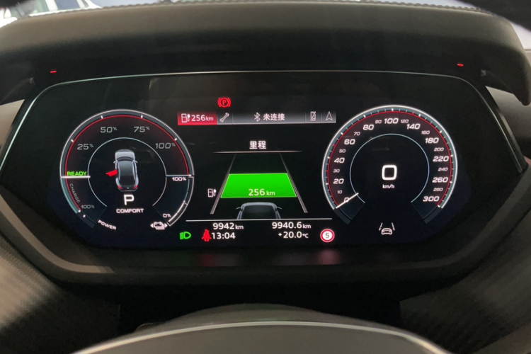 Audi RS e-tron GT 2024 car image #8