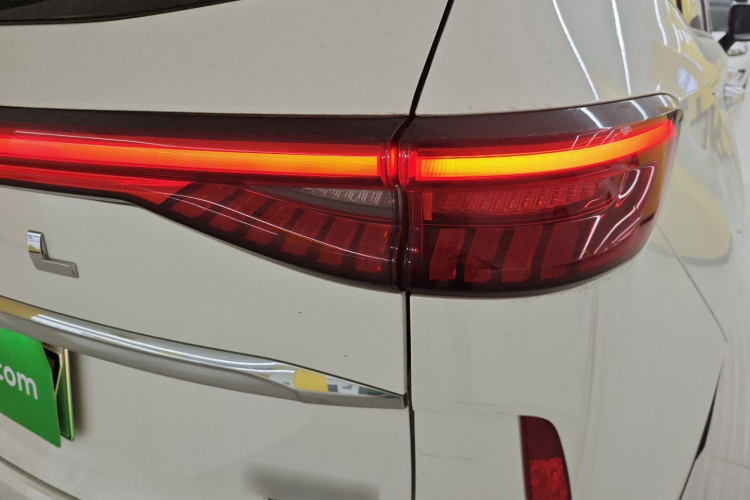 Haval H6 2022 #8 Haval H6 2022 car image #8