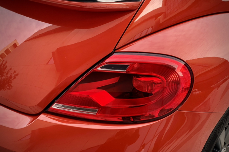 Volkswagen Beetle 2016 car image #8