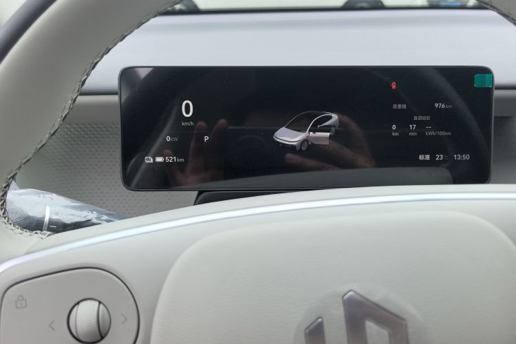 零跑汽车 零跑B01 2025 汽车图片 #8