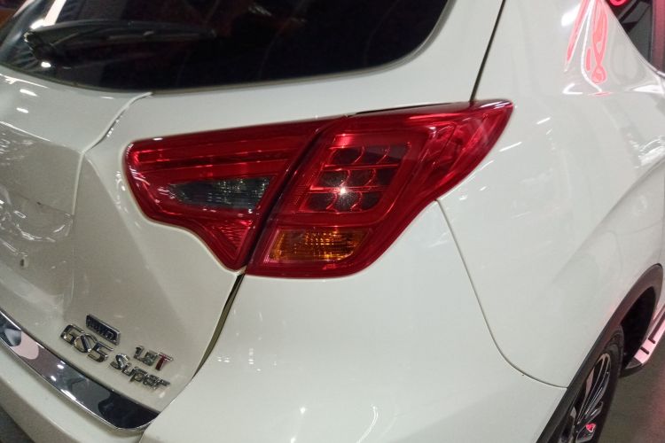 GAC Trumpchi GS5 Super 2016 car image #8