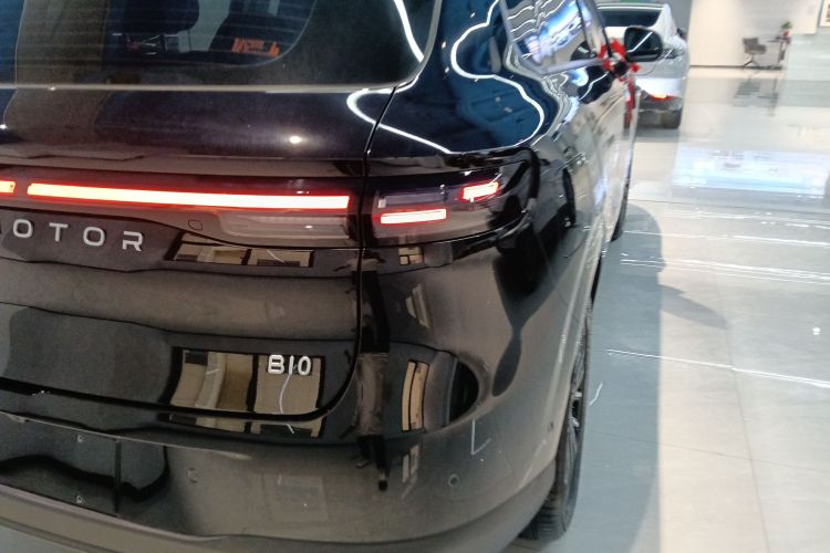 零跑汽车 零跑B10 2025 汽车图片 #8