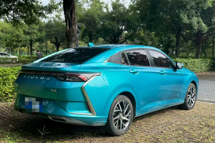 2019 image de voiture #8