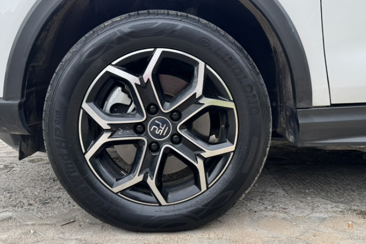 BYD Yuan 2021 car image #8