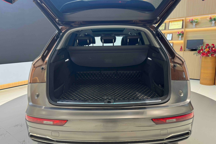 Audi Q5L 2018 imagem de carro #8