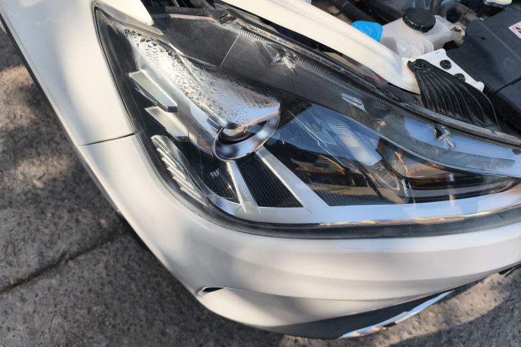 哪吒汽车 哪吒AYA 2023 #8 哪吒汽车 哪吒AYA 2023 汽车图片 #8