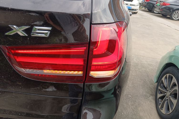 BMW X5 2017 car image #8