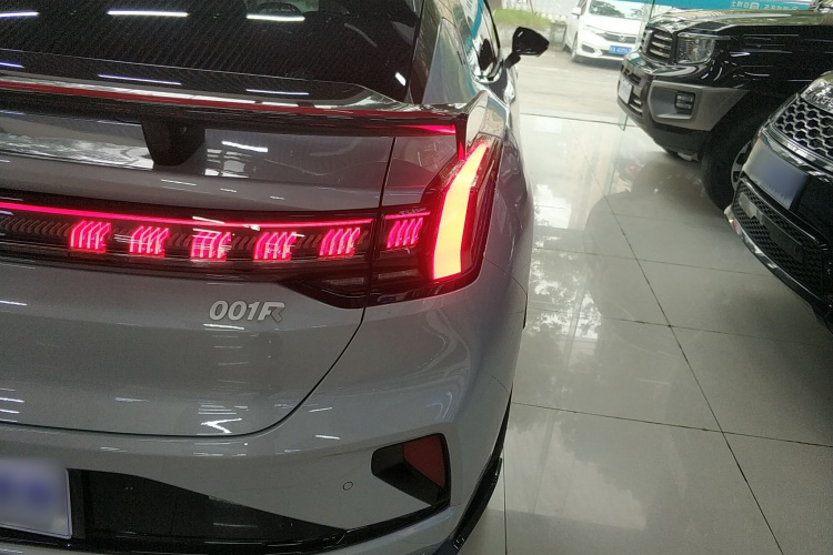 Zeekr 001 FR 2023 صورة سيارة #8