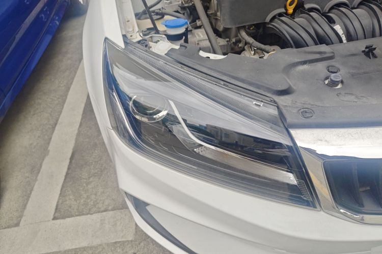 GEELY Emgrand 2021 #8 GEELY Emgrand 2021 car image #8