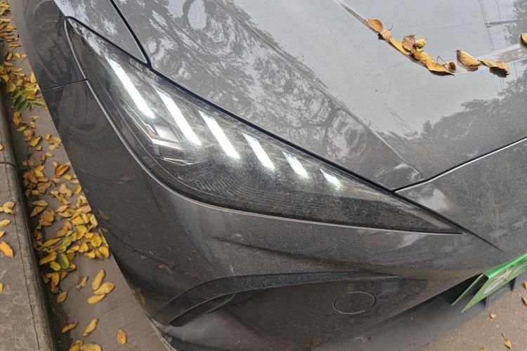 MG 4 EV 2024 #8 MG 4 EV 2024 car image #8