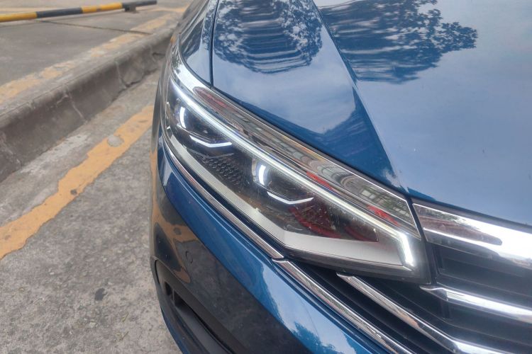 Volkswagen Passat Variant 2023 #8 Volkswagen Passat Variant 2023 immagine di auto #8