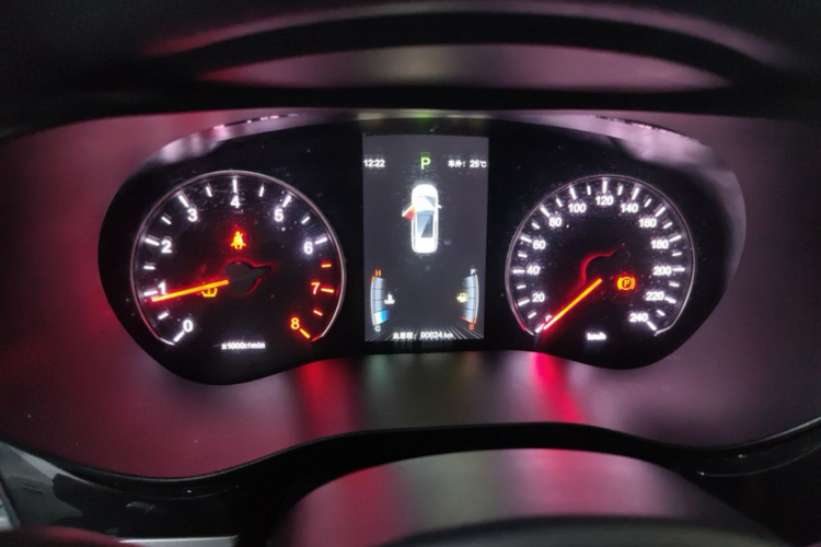 BYD Song MAX 2018 immagine di auto #8