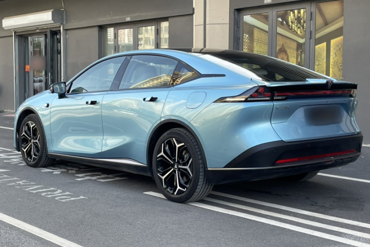 Deepal L07 2024 #8 Deepal L07 2024 car image #8