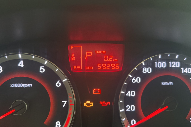 Hyundai Reina Hatchback 2015 #8 Hyundai Reina Hatchback 2015 immagine di auto #8