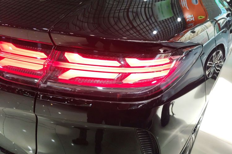 Denza DENZA 2023 صورة سيارة #8