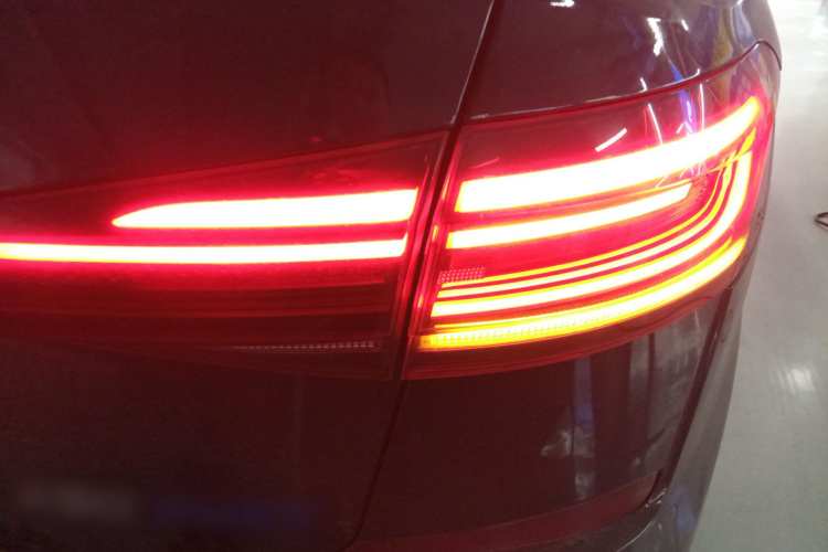 Volkswagen Passat New Energy 2023 immagine di auto #8