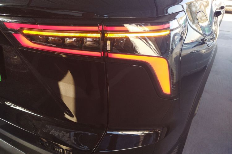 Chevrolet Equinox Plus 2024 #8 Chevrolet Equinox Plus 2024 car image #8