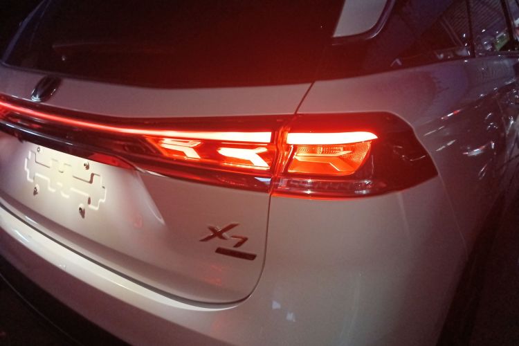 Changan X7 PLUS 2024 car image #8